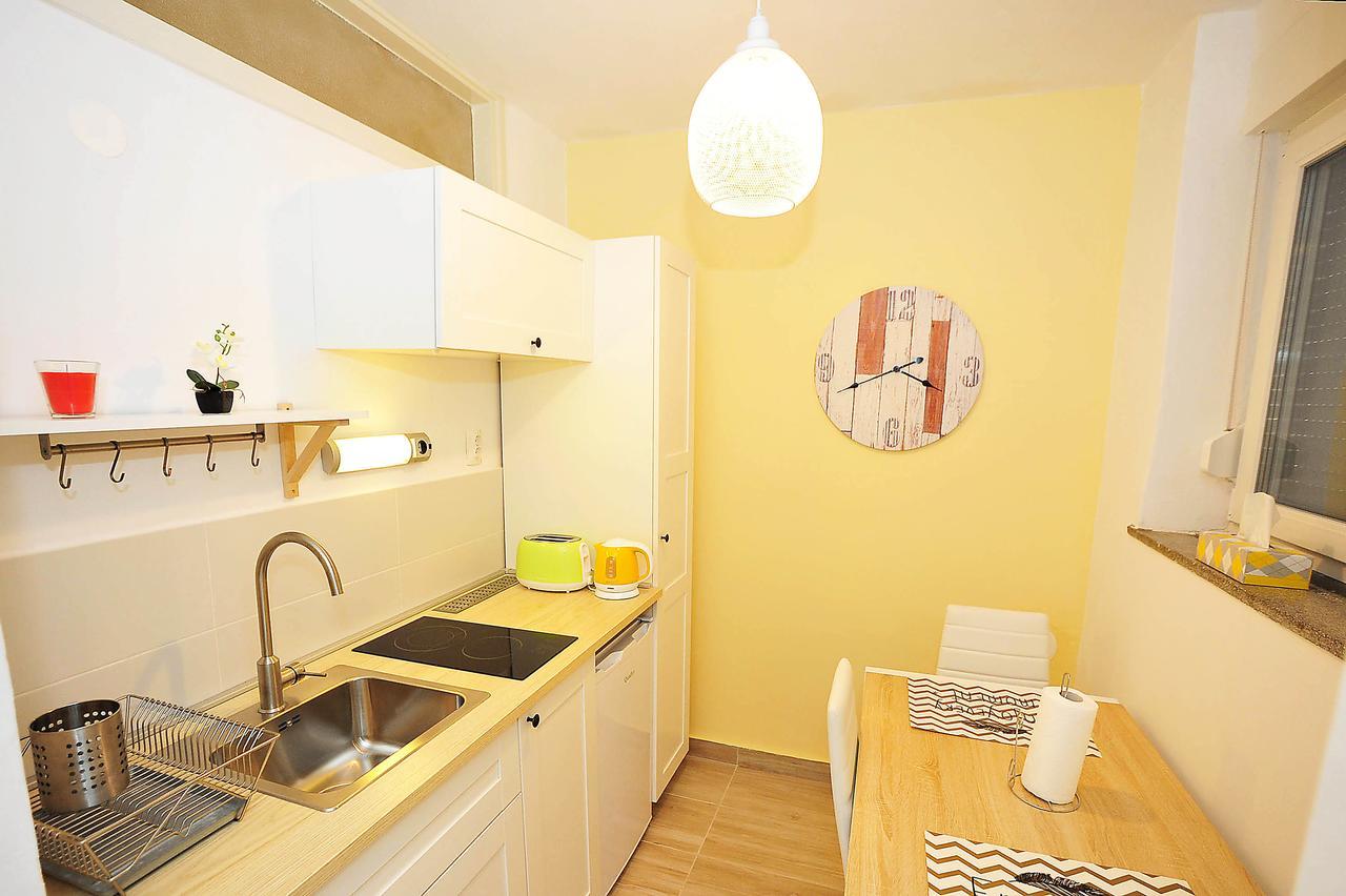 Apartment Ravkin Zara Esterno foto