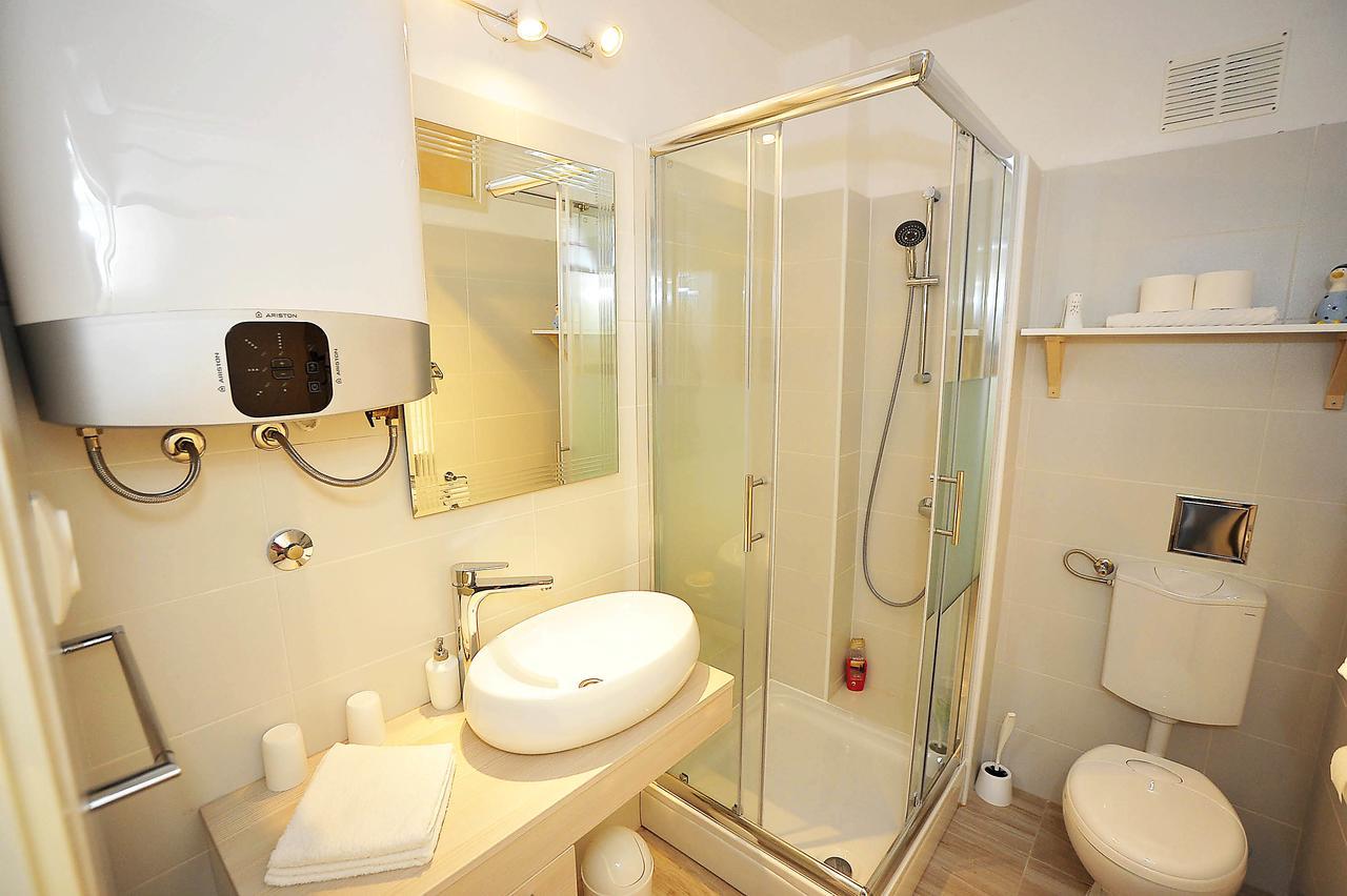Apartment Ravkin Zara Esterno foto